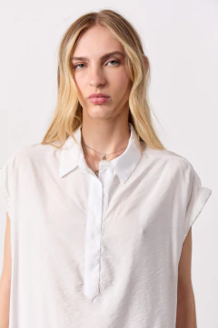 Remera Cuello Camisero Sedita /VER - comprar online