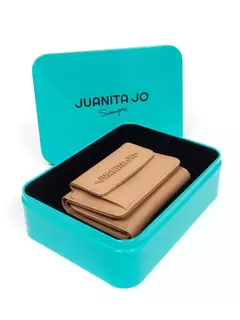 Billetera Verde Pequeña Con Bolsillo Externo/ Juanita Jo - comprar online