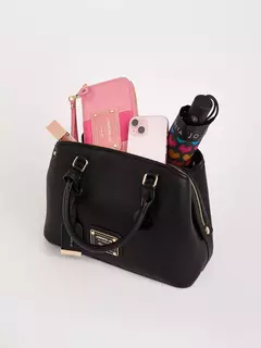 Cartera De Mano Mediana Venecia/ Juanita Jo en internet