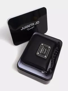 Billetera Chica Negra Con Tiracierre De Cordones - tienda online