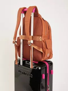Mochila Para Notebook De "14 Negra Aeryn /JUANITA JO - tienda online