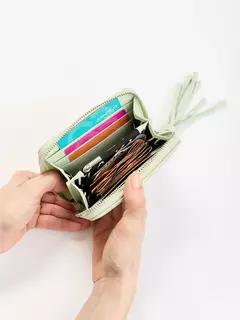 Imagen de Billetera Chica Rosa Con Tiracierre De Cordones /JUANITA JO
