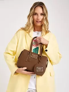 Cartera Mediana Marrón Julieta/ JUANITA JO - Azzaro Lanús