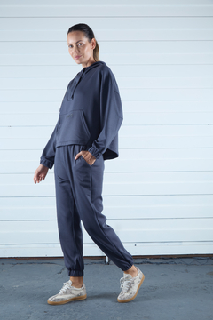 Jogger Julia / OjoRojo