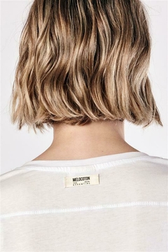 Remera Novak / Melocoton en internet