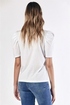 Imagen de Remera Girl 73 / Melocoton