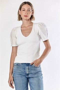 REMERA ROMANTIC V/ MELOCOTON - comprar online
