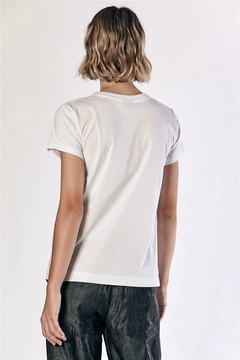 Remera Rock Me Up / Melocoton - Azzaro Lanús