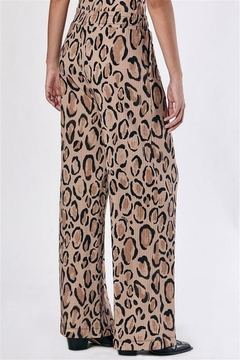 Pantalon Jungle Chic / Melocoton - Azzaro Lanús