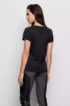 REMERA SURREAL/ TUCCI en internet