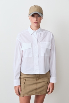 Camisa Poplin con Bolsillos / Ver