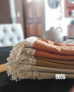 Caminos de mesa TUSOR CON FLECOS en internet