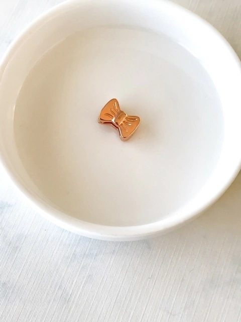 Charm Moño en Plata Rose (pulsera chata)