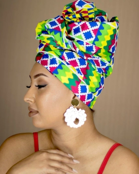 MAX Brinco Black Hair