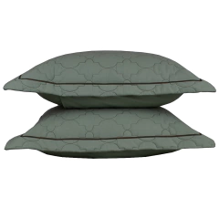 Conjunto de cobre leito solteiro em percal 100% algodão na cor oliva chianti, com dois travesseiros.