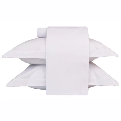 Conjunto de lençol king em percal 100% algodão, incluindo fronhas brancas e lençol de cima.