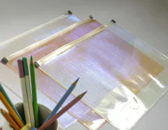 Sobre holográfico Fw con cierre A4 - El Colegio Librería y Juguetería Didáctica