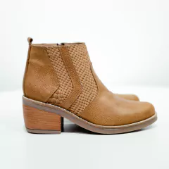 1300 SUELA - comprar online