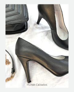 Huma10 Zapatos Stiletto Talles Grandes cuero negro en punta taco 7,5 - tienda online
