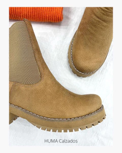 Huma10 Borcego Talles Grandes Cuero opaco Mujer Elásticos SUELA en internet