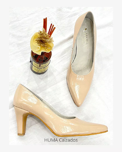 Huma10 Zapatos Stiletto Talles Grandes cuero en punta taco 8 cm nude charol