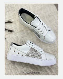 Huma10 Zapatilla Mujer Talles Grandes Blanca Glitter con Tachas talon