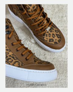 Imagen de Huma10 Zapatilla Botita Mujer Talles Grandes Animal Print