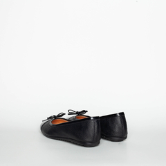 29/1/07 Negro con charol - Carlo zapatos