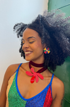 Colar Festejo na internet