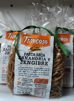 Fideos zanahoria y jengibre en internet