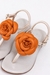 Rasteira Camélia Laranja/off white - Flora Minha - Roupas para crianças