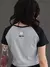 Cropped Raglan Riot Boo Preto Cinza na internet