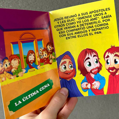 Mini Biblia 'La última cena / La crucifixión' - comprar online