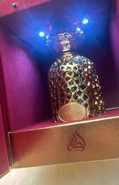 Emeer Lattafa Eau de Parfum - 100ml - Chic & Perfumados: Sua dose diária de luxo e elegância