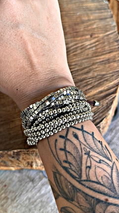 Pulseira Dupla Quadradinhos e bolinhas