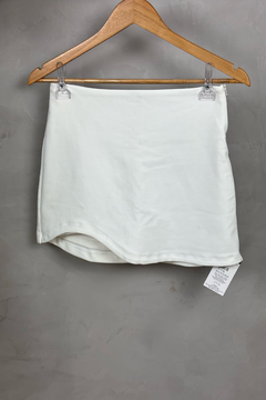Short saia onda