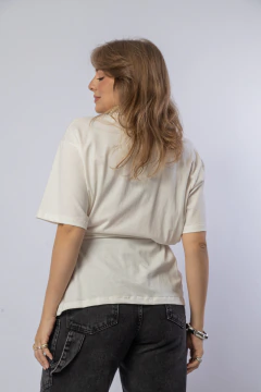 T-SHIRT EMÍLIA - loja online