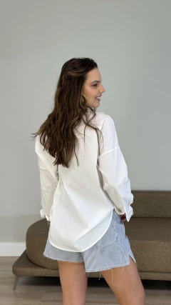 SHORTS LISTRADO GRETA