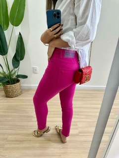 CALÇA VIVIANE na internet