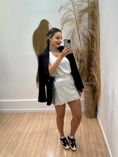 SHORTS SAIA ANA na internet