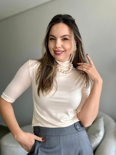 BLUSA BASIC GOLA ALTA na internet