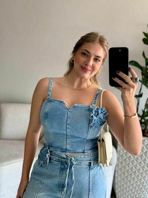 CROPPED SARA