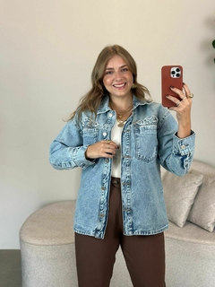 CAMISA JEANS MAITÊ na internet