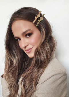 Bico de pato carruagem na internet