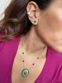 Earcuff corações esmeralda na internet