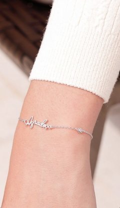 Pulseira agradeço na internet