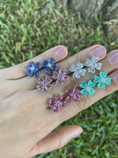 Brinco trevo da sorte SAFIRA PINK na internet