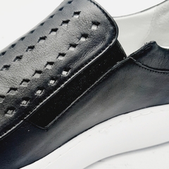 Merlina Black ( Panchas con onda) en internet
