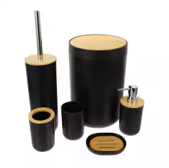 Conjunto de accesorios para baño en tonos negros y madera, incluye un dispensador de jabón, un vaso, un porta cepillos, un basurero y un porta papel higiénico.