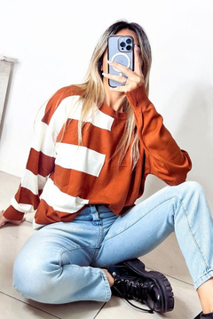 Sweater mitad rayado en internet